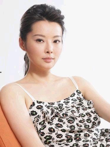 袁立阿姨爆料视频大全最新,揭秘娱乐圈不为人知的一面 第2张 袁立阿姨爆料视频大全最新,揭秘娱乐圈不为人知的一面 第2张